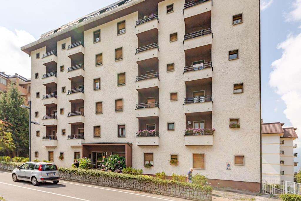 Appartamento Nel Cuore Della Valsassina Moggio (Lecco) Exterior foto