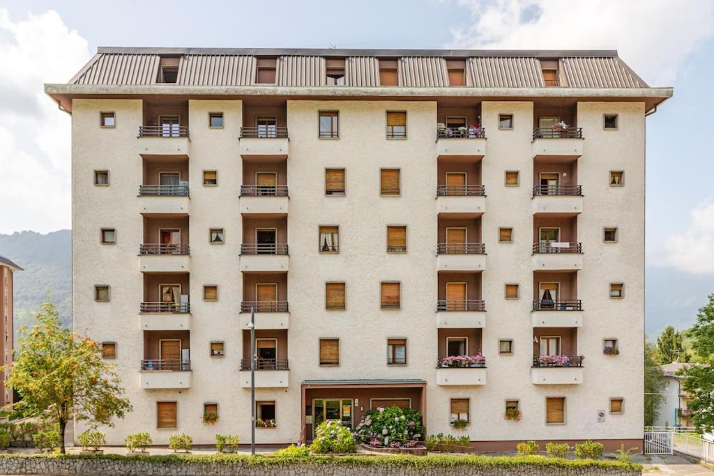 Appartamento Nel Cuore Della Valsassina Moggio (Lecco) Exterior foto